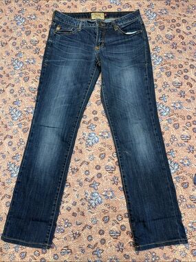 Dear John Women’s Straight Leg Jeans in Dark Blue Wash